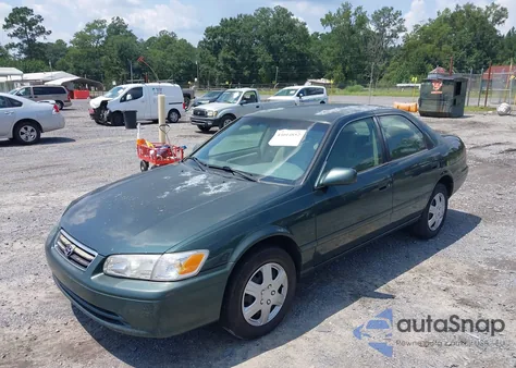 2001 Toyota Camry Ce z USA, uszkodzony, nr VIN 4T1BG22K41U820053
